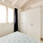 公寓 Terrazza, Air Conditioning And Post Bus Private *