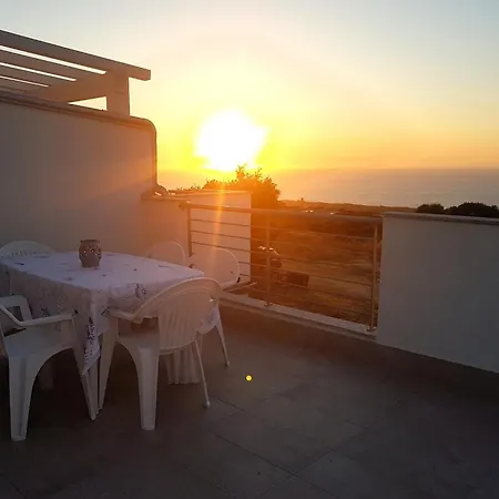 Apartamento Terrazza, Air Conditioning And Post Bus Private Isola Rossa (Sassari)