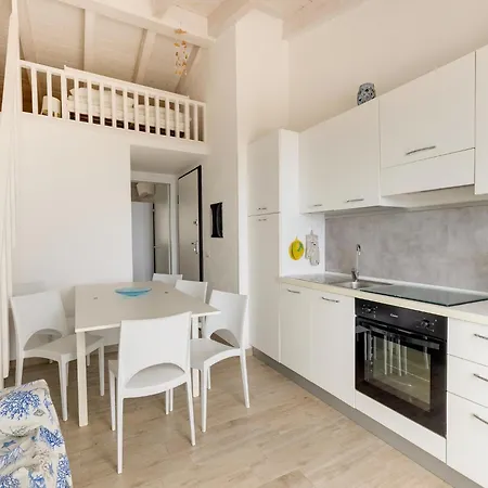 Appartamento Terrazza, Air Conditioning And Post Bus Private