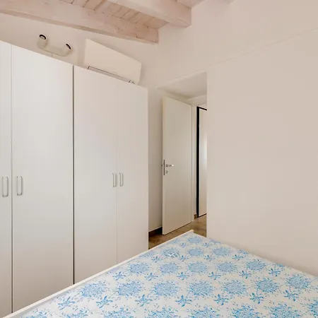 Terrazza, Air Conditioning And Post Bus Private *