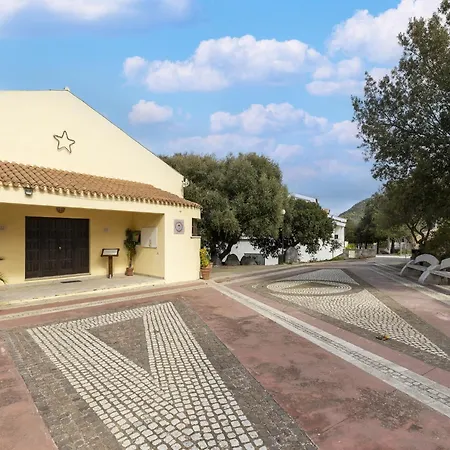 Terrazza, Air Conditioning And Post Bus Private * Isola Rossa (Sassari)
